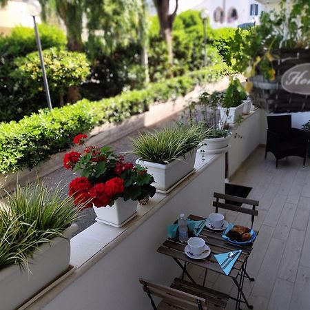 L'Alba Sullo Jonio Bed and Breakfast Ταράντο Εξωτερικό φωτογραφία
